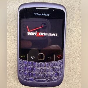 Smartphone BlackBerry Curve 8530 Verizon Wireless Purple EUC 256 MB